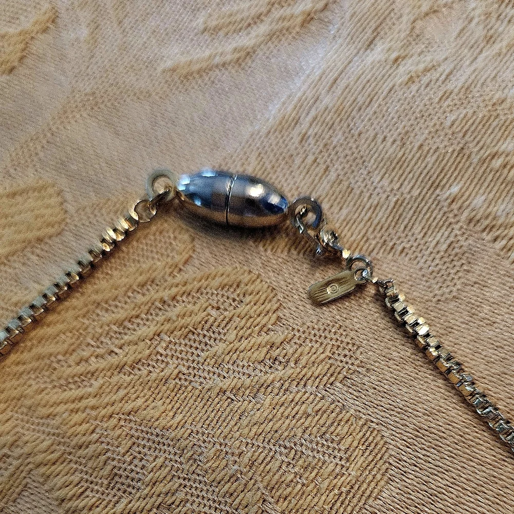 Vintage Monet Basket Pendant - Picture 7 of 7